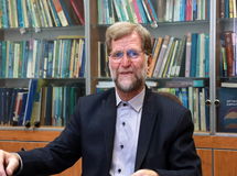 دولت برای تامین کسری بودجه، نرخ ارز را افزایش می‌دهد