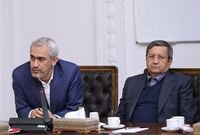 حضور همتی در جلسه رئیس جمهور با فعالان اقتصادی