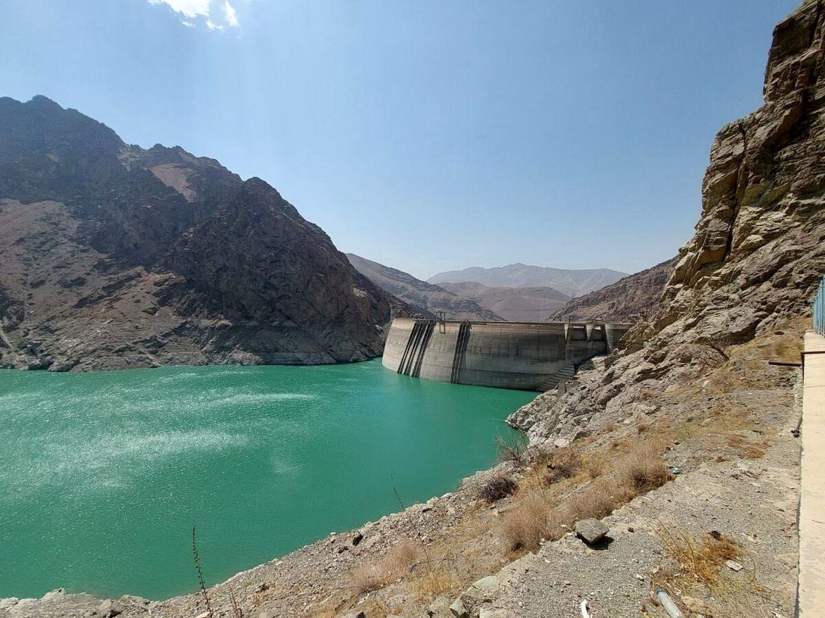 قیمت‌گذاری دستوری چگونه صنعت برق و آب را نابود کرد؟

