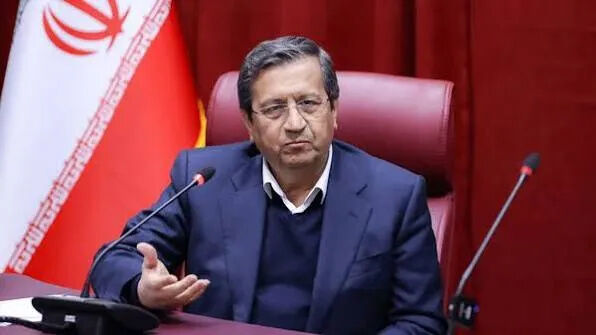 برنامه بانک مرکزی برای مقابله با تورم/ همتی: کنترل ترازنامه بانک‌ها را با جدیت دنبال می‌کنیم
