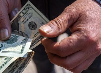 لاستیک بارز خطاب به سازمان بورس: افزایش ۶۴ درصدی مواد اولیه پس‌لرزه مستقیم تک‌نرخی شدن ارز است   