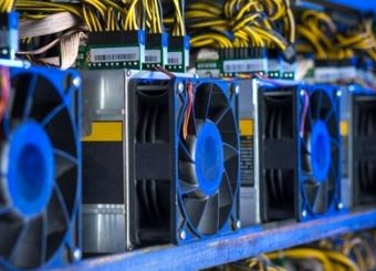 کشف و توقیف ۲۳ دستگاه ماینر غیرمجاز در استان قم
