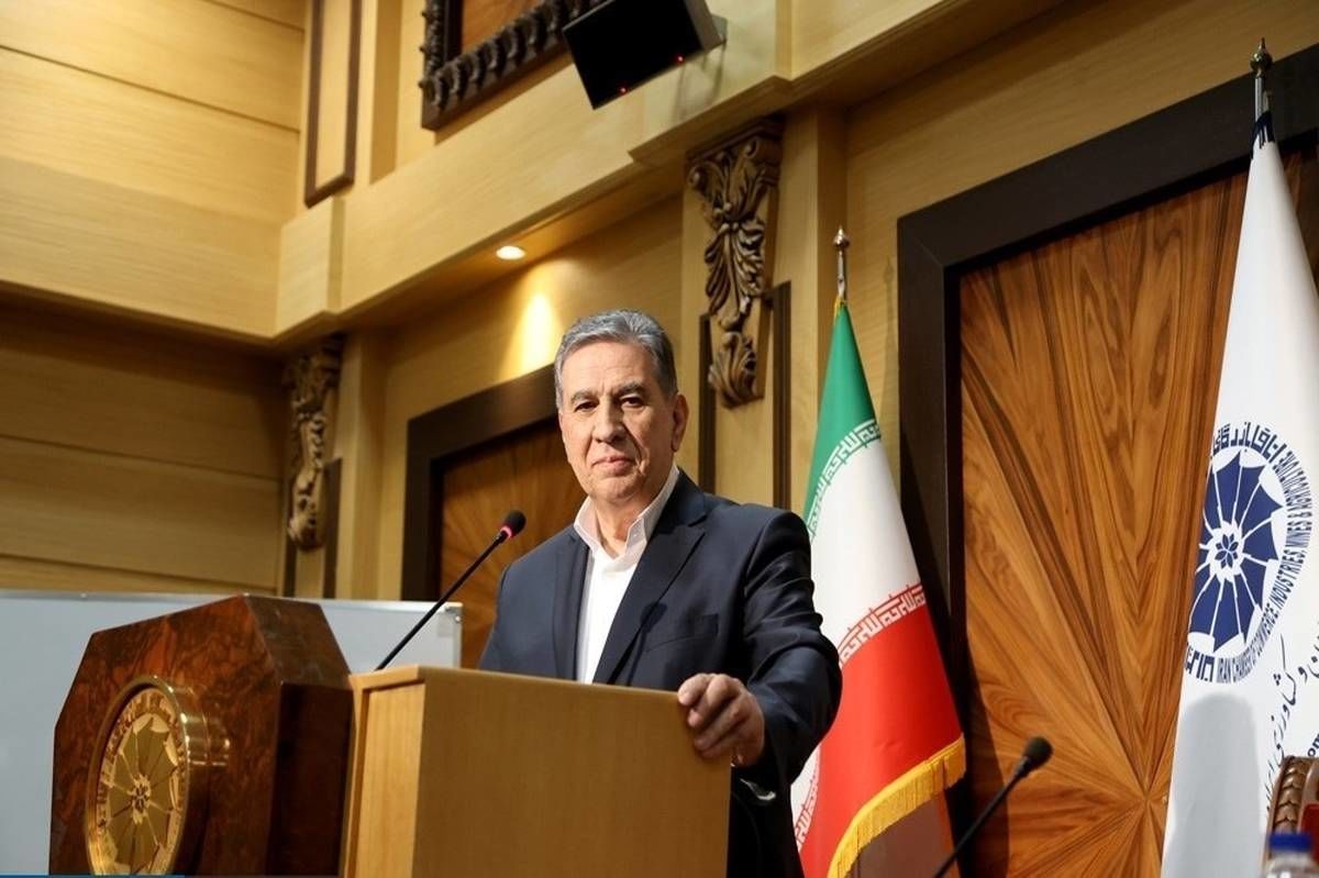 خواسته فعالان بخش خصوصی: تکنرخی شدن ارز با شیب ملایم