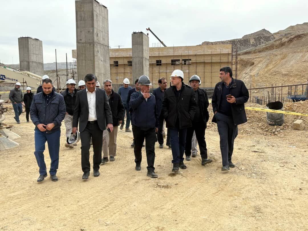 بازدید مدیرعامل شرکت ملی مس از اَبَرپروژه فازهای ۳ و ۴ تغلیظ مجتمع سرچشمه
