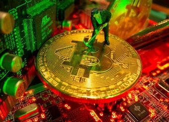 چشم‌انداز قیمت بیت‌کوین در 2026؛ سقوط تا 50000 یا صعود به 125000 دلار