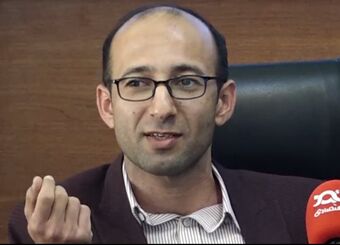در برنامه تاکید بر رفع فقر مطلق وجود دارد در حالی که کشورهای غول اقتصادی هم در آن مانده‌اند