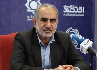 عضو کمیسیون اقتصادی مجلس: لجبازی‌های بانک مرکزی باعث فرار سرمایه شده است/ عملکرد بانک مرکزی به‌هیچ‌وجه قابل دفاع نیست