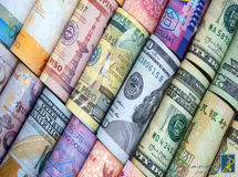 نرخ ارزهای عمده در بازار کاهش یافت
