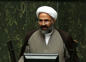 پژمانفر: انتقال سهمیه سوخت به کارت بانکی باید اجرایی شود