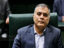 سهمیه بنزین معمولی تغییری نکرده؛ عرضه بنزین سوپر خارج از سهمیه