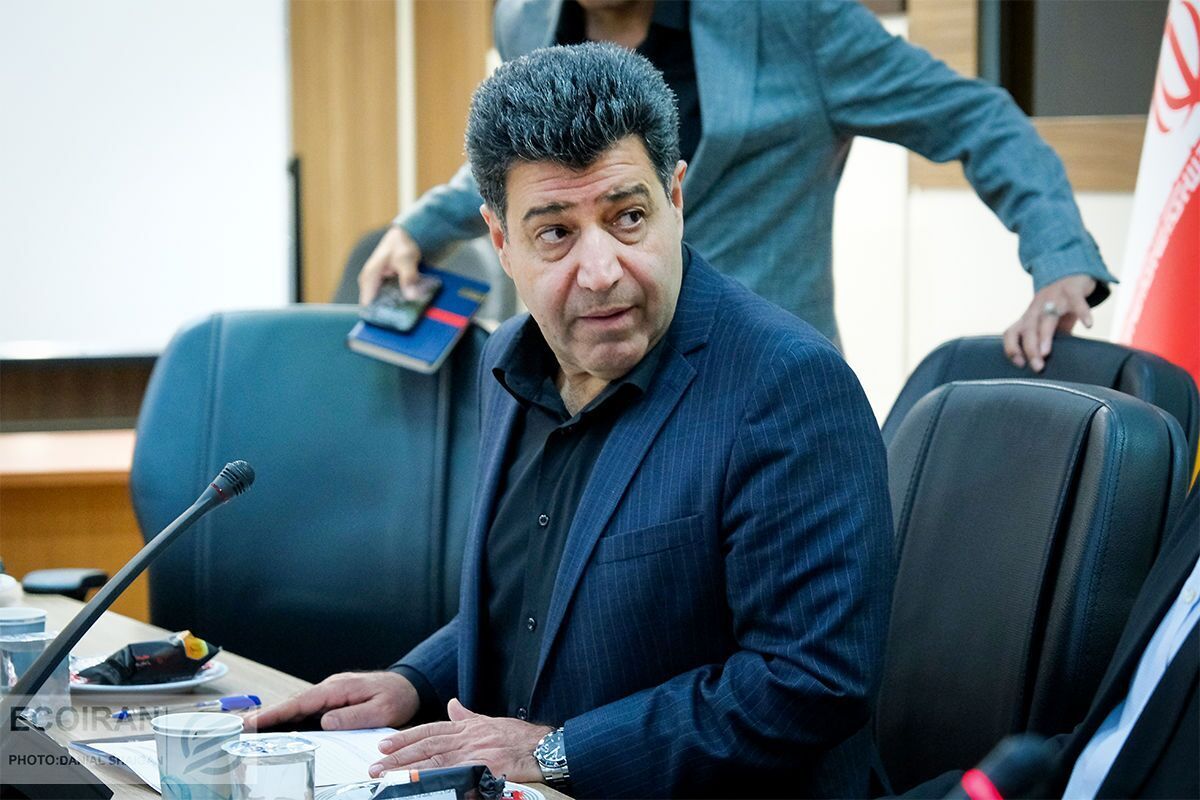 بانکهایی که باید منحل میشدند، همچنان فعالند!