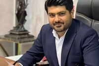 مشاوره با وکیل یا موسسه حقوقی در چه شرایطی لازم است؟
