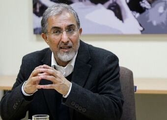دولت دروغ می‌گوید که پول ندارد