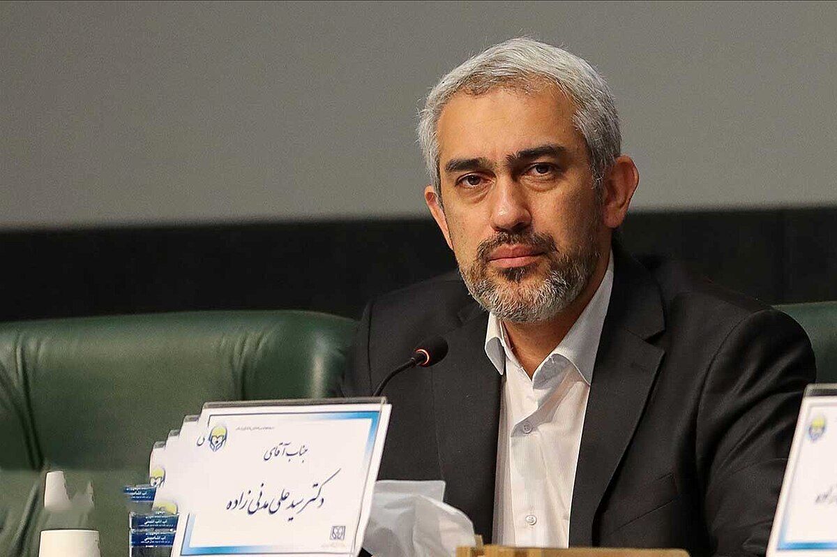 راهحل وزیر اقتصاد برای خروج از اقتصاد بسته
