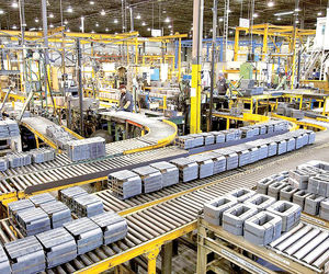 نوسانات بازار صنعتی؛ رونق تولید با هشدار فشار بر مصرف‌کننده