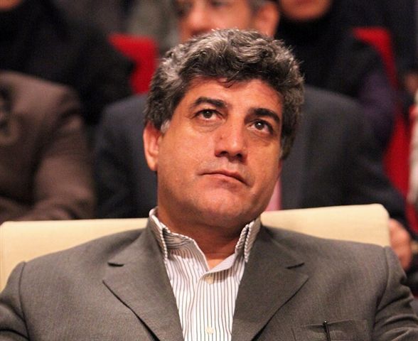 نسبت به کاهش وابستگی به نفت در بودجه 95 خوش‌بین نیستم