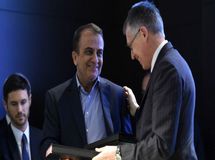 پژو خودروهای از رده خارج خود را به ایران خودرو قالب کرد/ هیچ محصول جدیدی به بازار ایران نمی آید