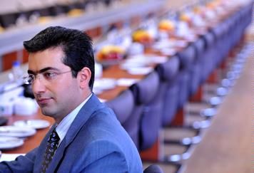 نگران نیامدن خارجی‌ها به ایران هستم/ سرمایه‌گذاری خارجی دوام نمی‌آورد