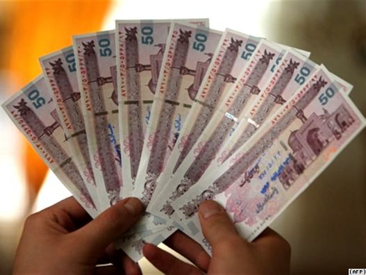 تداوم حذف بیضابطه و کند یارانهها در دولت روحانی/ پردرآمدها همچنان بر سر سفره دریافت یارانه نقدی نشسته اند