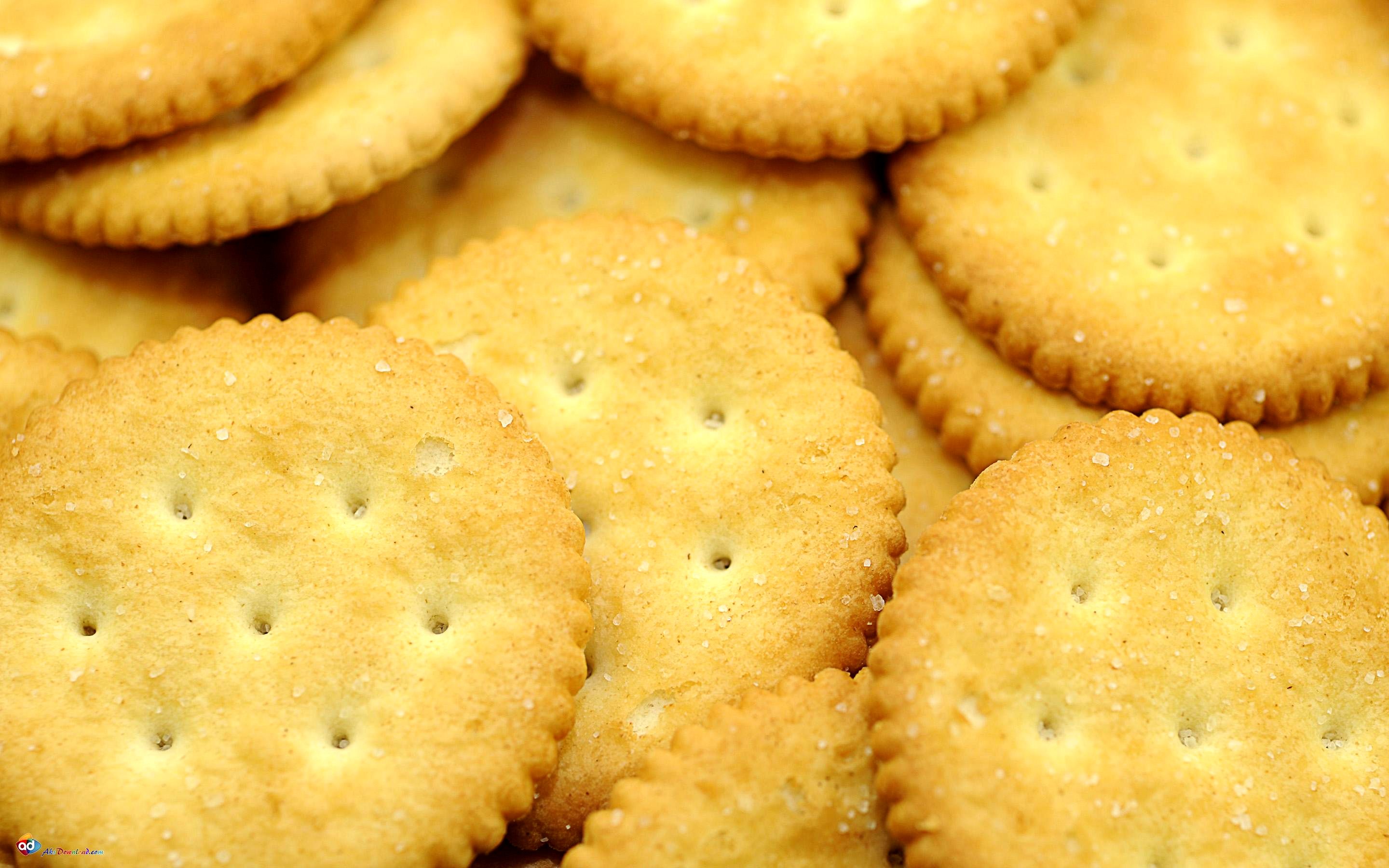 واردات مواد غذایی درجه 3 اروپایی به ایران/ بیسکوئیت و شکلات سوئدی در راه بازار ایران!