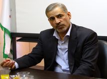 وزرای روحانی، آدمهایِ اقتصاد مقاومتی نیستند! / بودجه 95 بر اساس "برجام" نوشته شده است