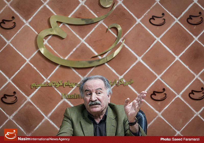 نقدی به سخنان سیف نیست/ رئیس کل نمیتوانست دروغ بگوید/ دولت روحانی با مردم شفاف نیست