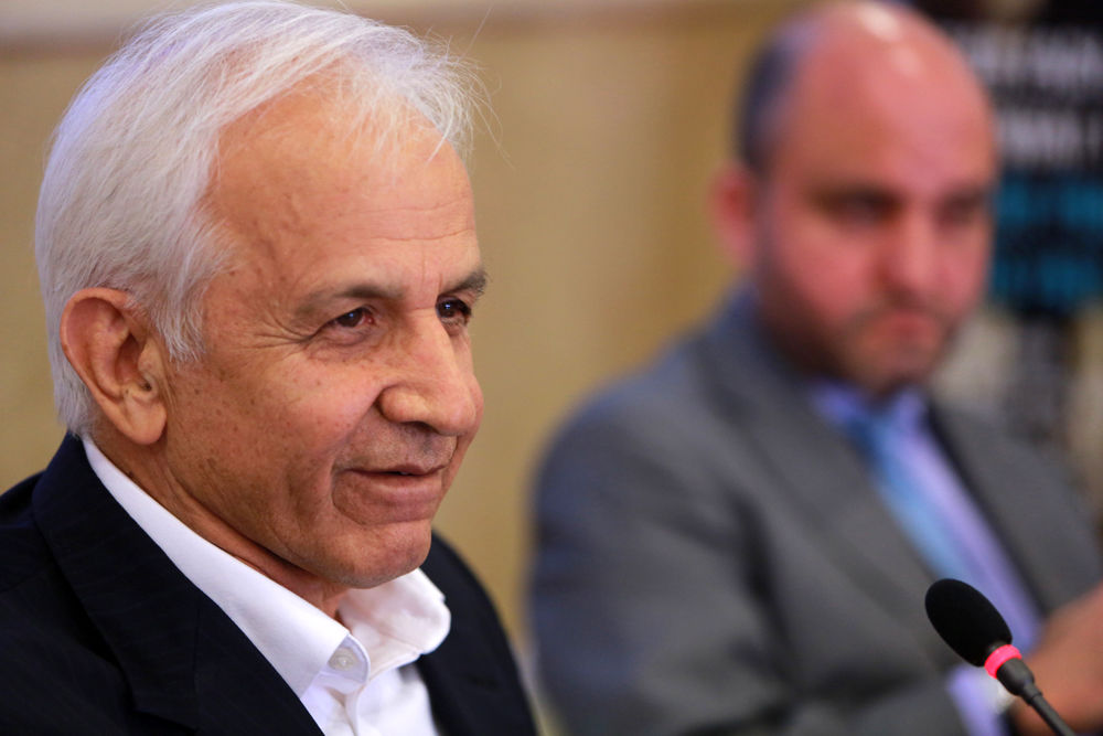 علینقی مشایخی: اظهارات سیف نشان داد که آمریکا در برجام سر ما کلاه گذاشته است