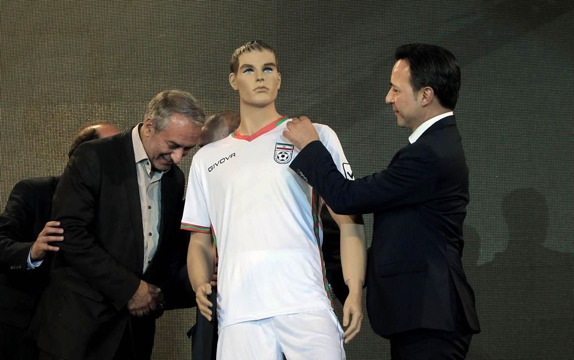 ورزشکاران ایرانی در سال اقتصاد مقاومتی لباس خارجی پوشیدند!