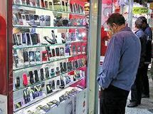 95 درصد کسبه برای حفظ آبرو چراغ مغازه‌ها را روشن می‌کنند/ 90درصد فروشندگان و تعمیرکاران موبایل به دلیل رکود بیکار شدند