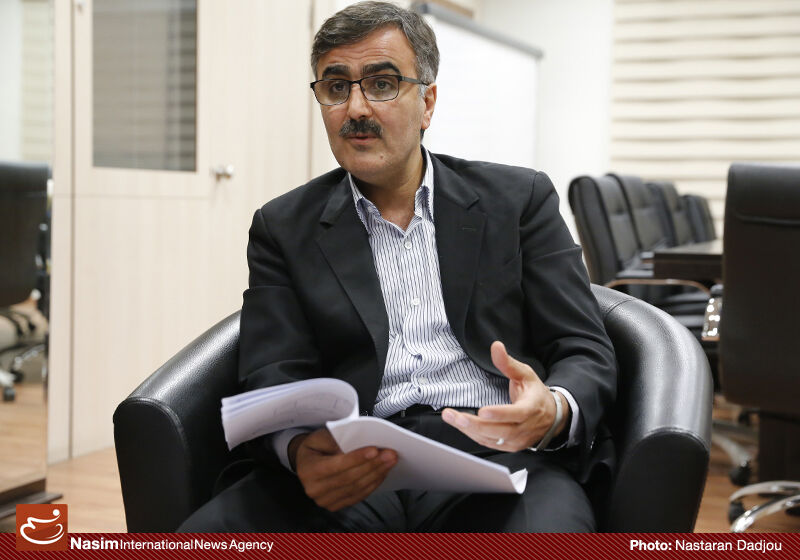 فرزین: عضویت ایران در FATF هیچ تاثیری بر بهبود روابط بانکی ندارد/ تعهدات دولت در این توافق سنگین و غیرقابل قبول است