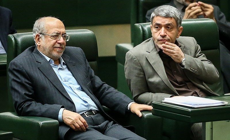 دولت یازدهم 16 هزار میلیارد تومان از منابع بانک‌ها را دور ریخت