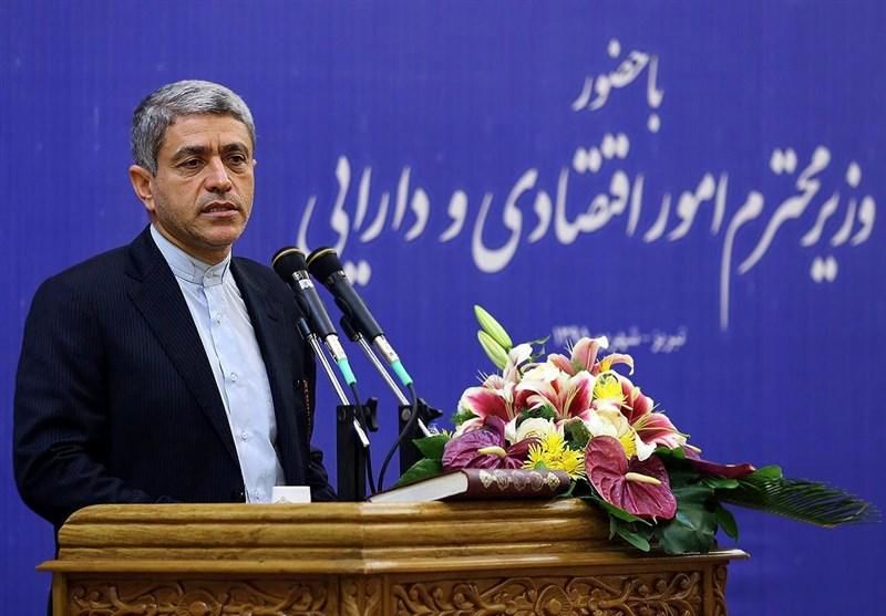 با انبوهی از جوانان جویای کار مواجهایم/ شرایط کار برای آنان فراهم نیست