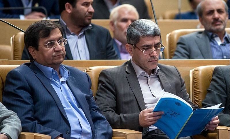 رفیق‌بازی وزیر اقتصاد در انتصاب هیئت مدیره بانک ملی