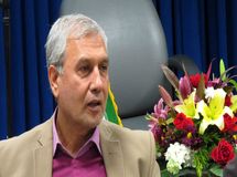 ربیعی قبل از وزارت: یک ساعت کار در هفته را شغل می‌دانید؟/ ربیعی بعد از وزارت: با تعریف یک ساعت کار در هفته، 2.5 میلیون شغل ایجاد کردیم!