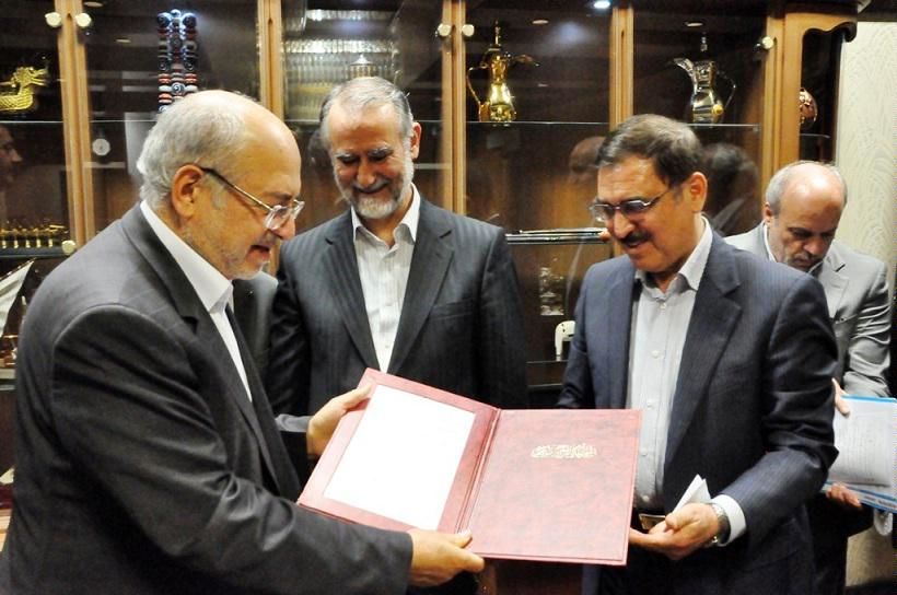 آیا "پاستور" به دنبال برکناری مدیرعامل جدید "شستا" است/ "عبدالعلی‌زاده" جایگزین"نوروز زاده" می‌شود؟