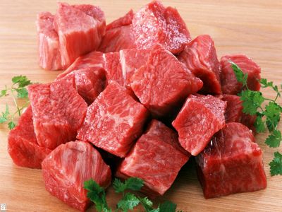 مردم پول خرید گوشت ندارند/ واردات گوشت از برزیل، گرجستان و ارمنستان!/ ادارات از گوشت خارجی استفاده می‌کنند