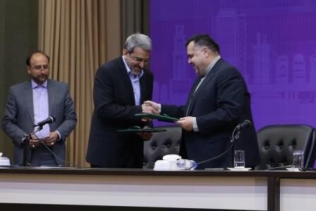تفاهم‌نامه ساخت آزادراه کرمان - بندرعباس امضا شد