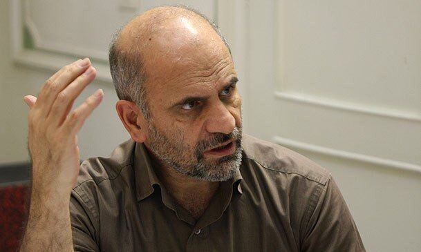 فرشاد مومنی: در دولت یازدهم بدهی بانک‌ها 2.8 برابر شد/ نقدینگی 72 درصد رشد کرده است