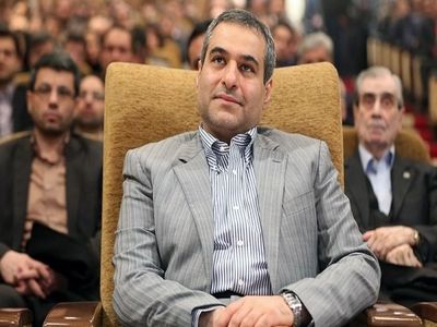 فطانت‌فرد و مدیرانش شاخص بورس را دستکاری می‌کنند!