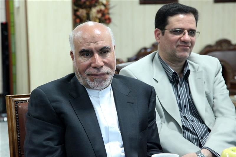 گمانیزنیها درباره خروج شریک حسین فریدون از کشور
