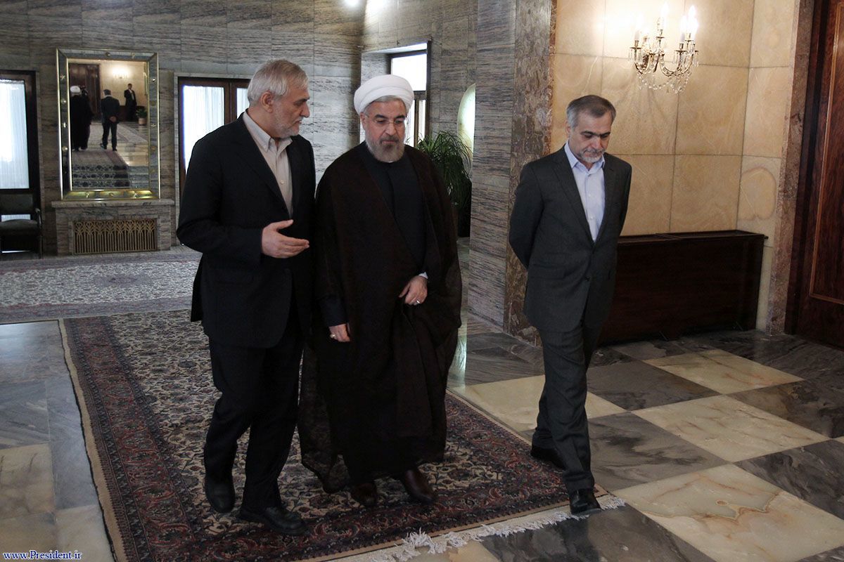 صفدرحسینی حقوق خود را در 700 روز 400 درصد افزایش داد!