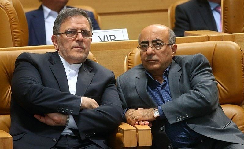 آقای سیف اگر کاری نکنید با بحران پولی مواجه می‌شویم!/ نقدینگی تا پایان امسال به عدد شگرف ۱۳۰۰ هزار میلیارد می‌رسد