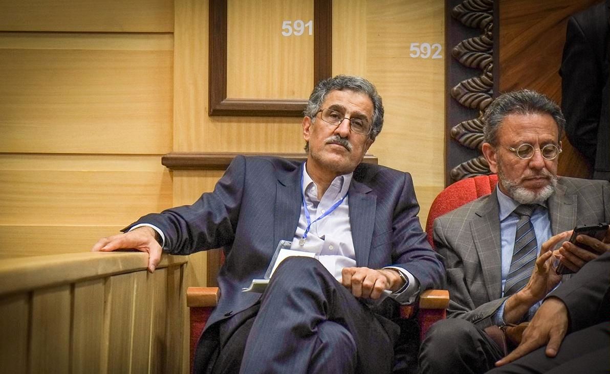 خوانساری: دولت روحانی در این سه سال موفقیتی در بهبود کسب و کار به دست نیاورد/ انحصارطلبی و دخالتهای دولت در 1100 روز گذشته بیشتر شد