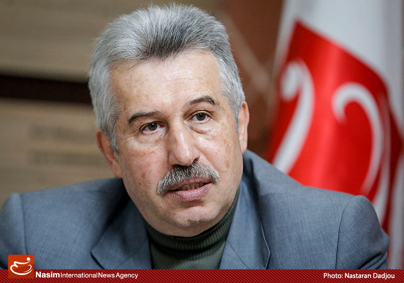 یک اقتصاددان: تا زمانی که خانوادهها فرزند بیکار دارند، رشد 7.4 درصدی را باور نمیکنند!