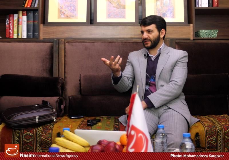 دولت روحانی فقط سالی 300 هزار شغل ایجاد کرد/ هنوز در رکودیم/ نرخ بیکاری 1.7 درصد افزایش یافته است