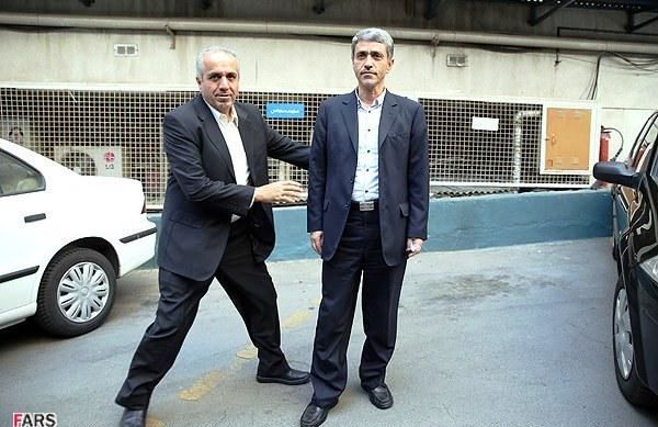 وزیر اقتصاد: برای پرداخت یارانه نقدی به مردم از جیبمان پول می‌دهیم!/ درآمد دولت از هدفمندی 31 هزار میلیارد تومان است