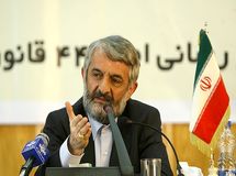 دولت به خاطر عدم سرعت در اجرای اقتصاد مقاومتی تذکر گرفت/ در حوزه خودرو سازمان گسترش هیچ حقی برای سرمایه‌گذاری ندارد اما با رنو قرارداد بسته!