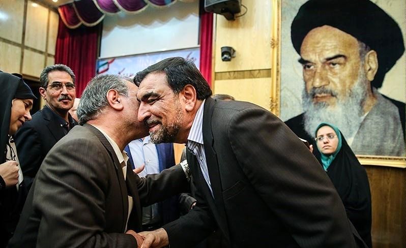 حاجی‌دلیگانی: "عادل آذر" به خاطر آماردهی غلط درباره حقوق‌های نجومی استیضاح می‌شود
