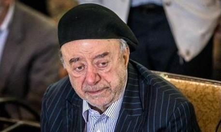 عسگراولادی: وضعیت بازار از کسادی هم فراتر رفته و رکود به اوج خود رسیده است/ وقتی رکود و بیکاری باشد کاهش تورم به درد نمی‌خورد!