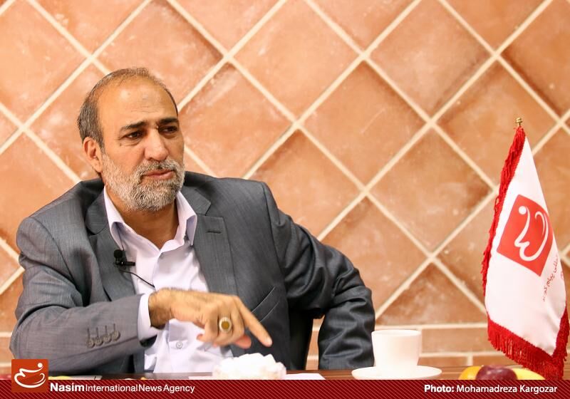 افزایش نامتعارف حقوق‌ها در آستانه انتخابات خلاف قانون است/ مجلس ورود کند!
